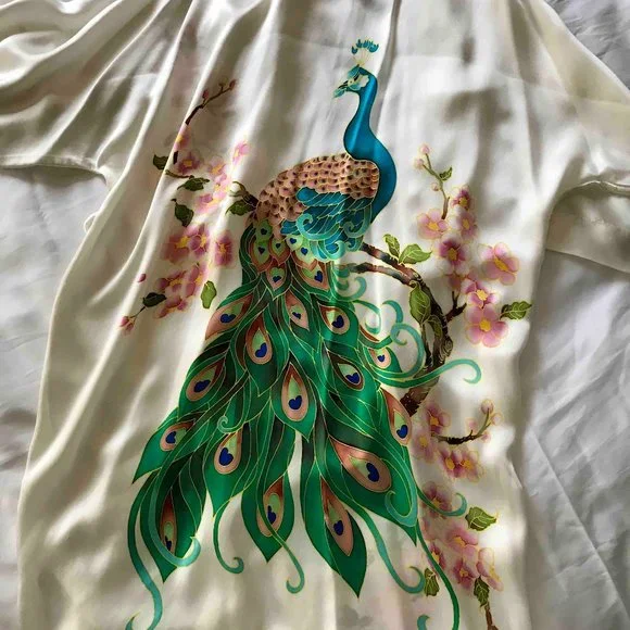 KIM+ONO formerly Old Shanghai Silk Kimono Robe in White/Peacock/Short/ FS
